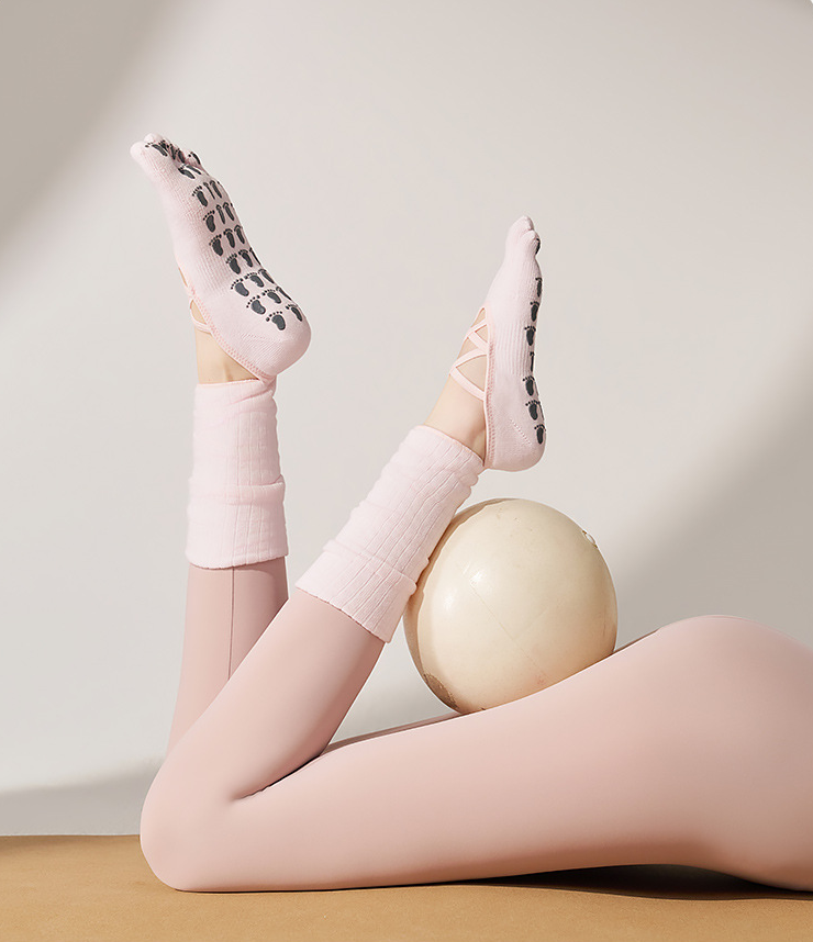 Non-Slip Yoga Socks with Toe Separators (Foldable Design)