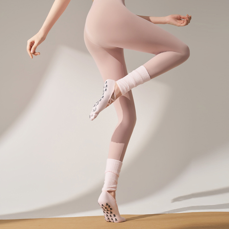 Non-Slip Yoga Socks with Toe Separators (Foldable Design)