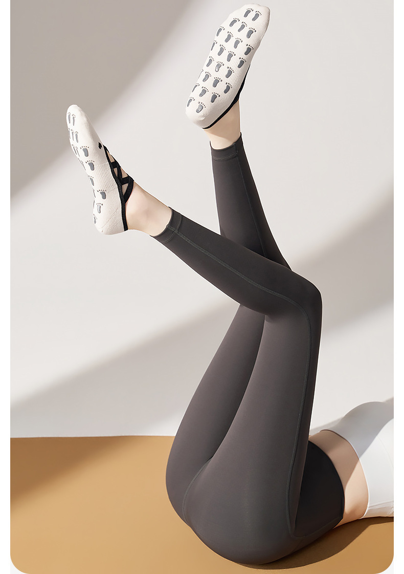 Crew Anti-Slip Grip Socks (Heart Design)