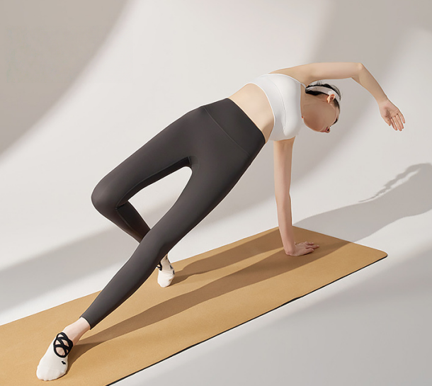 Crew Anti-Slip Grip Socks (Heart Design)