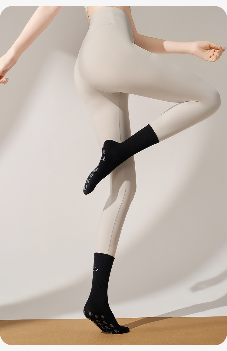 Crew Grip Non-Slip Socks (Smile Face)