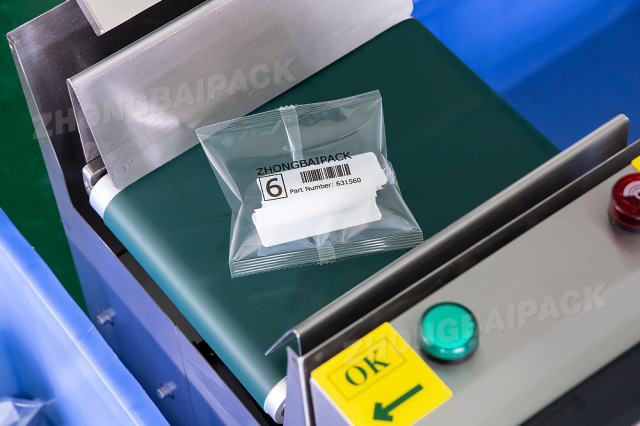 Plastic Components Bagging Machine