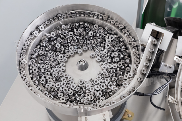 Bolt and Nut Counting Bagging Machine