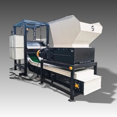 Vier-Wellen-Häcksler der Serie FS130