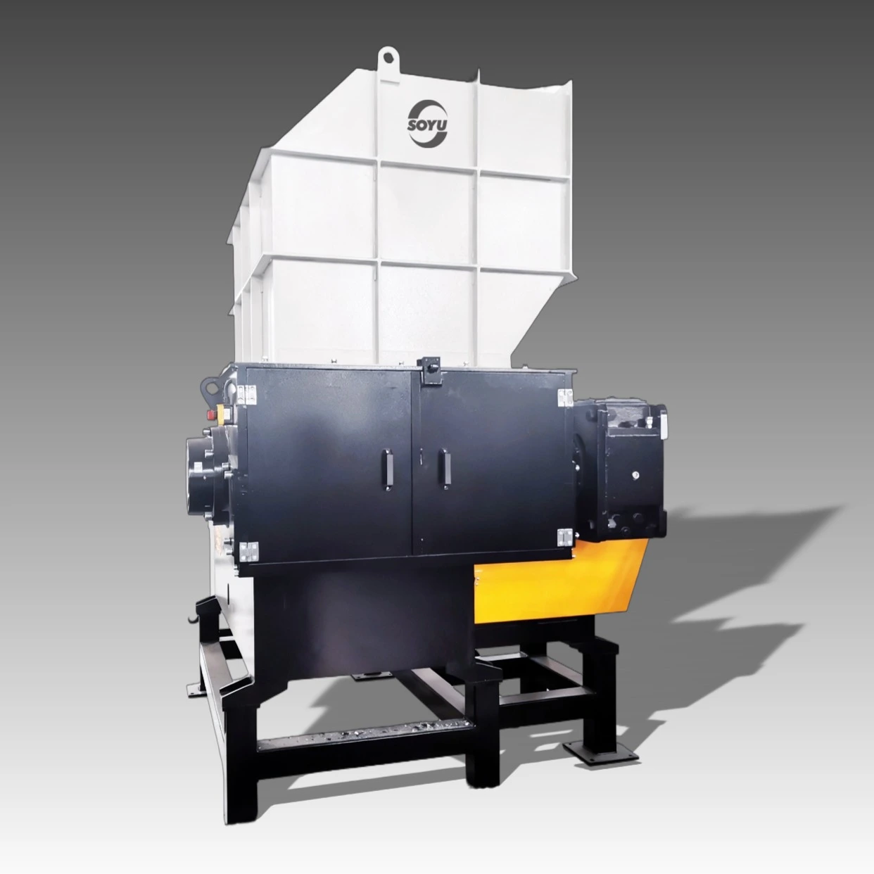 Single Shaft Shredder SR900 Series hydraulic pusher and safety interlock