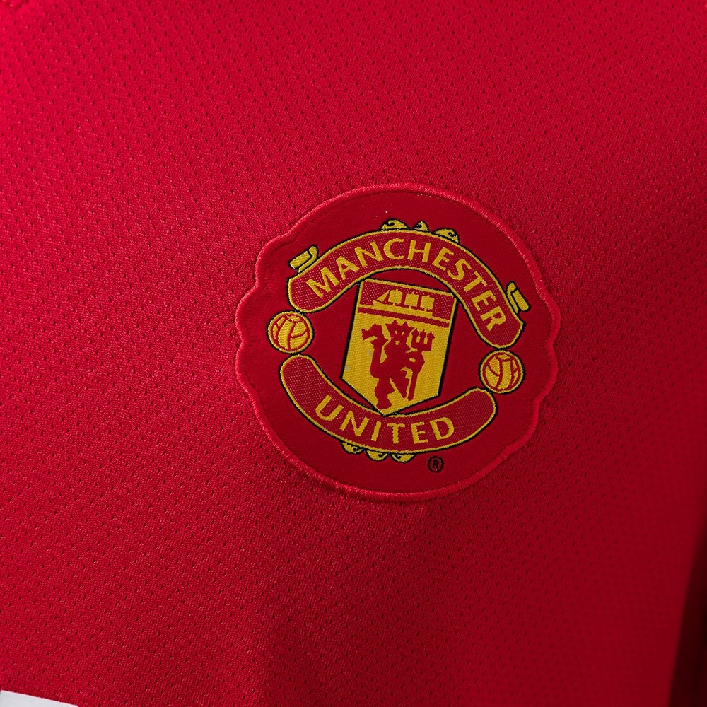 2010-11 MANCHESTER UNITED HOME