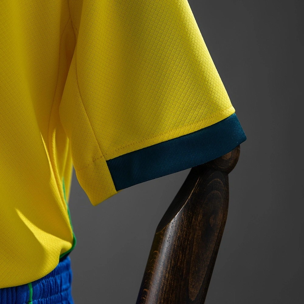 2026 BRAZIL HOME WORLD CUP MEN AND KIDS KIT