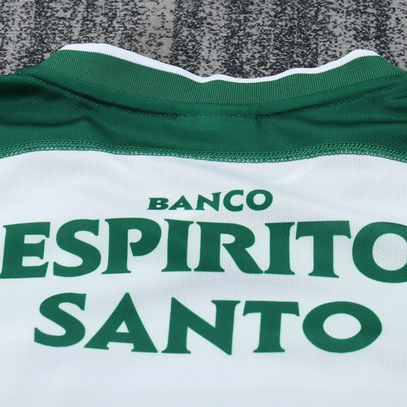 2003-04 SPORTING LISBON HOME KIDS KIT
