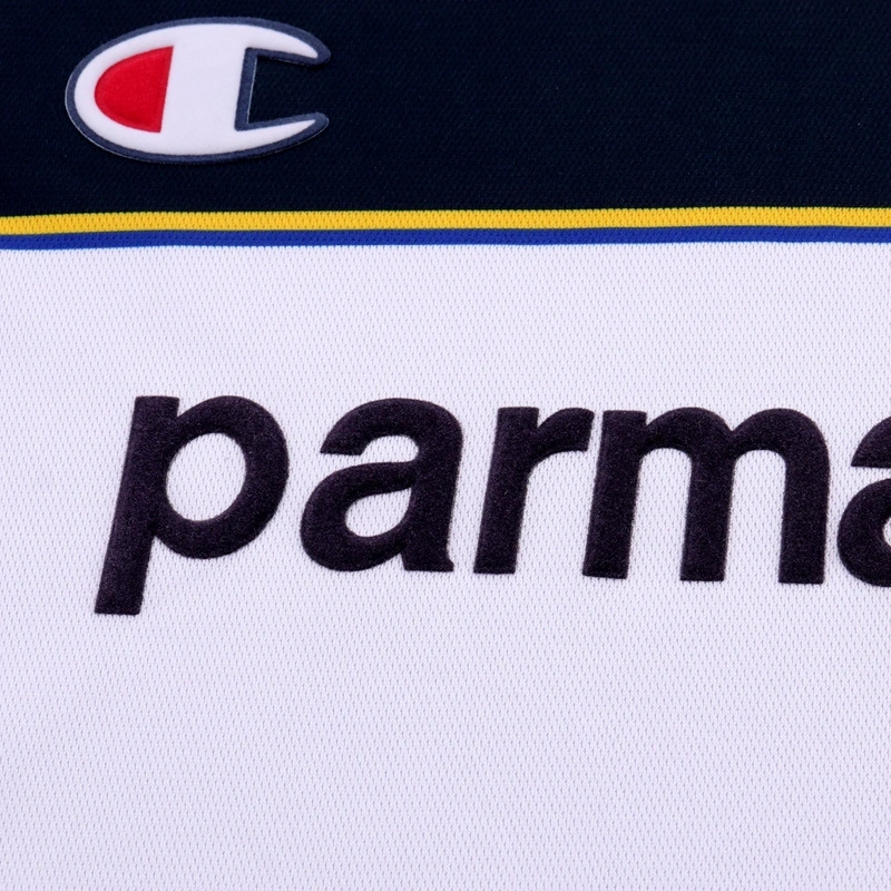 2002-03 PARMA AWAY KIDS KIT