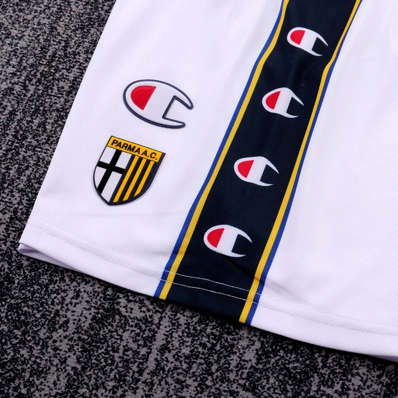 2002-03 PARMA AWAY KIDS KIT