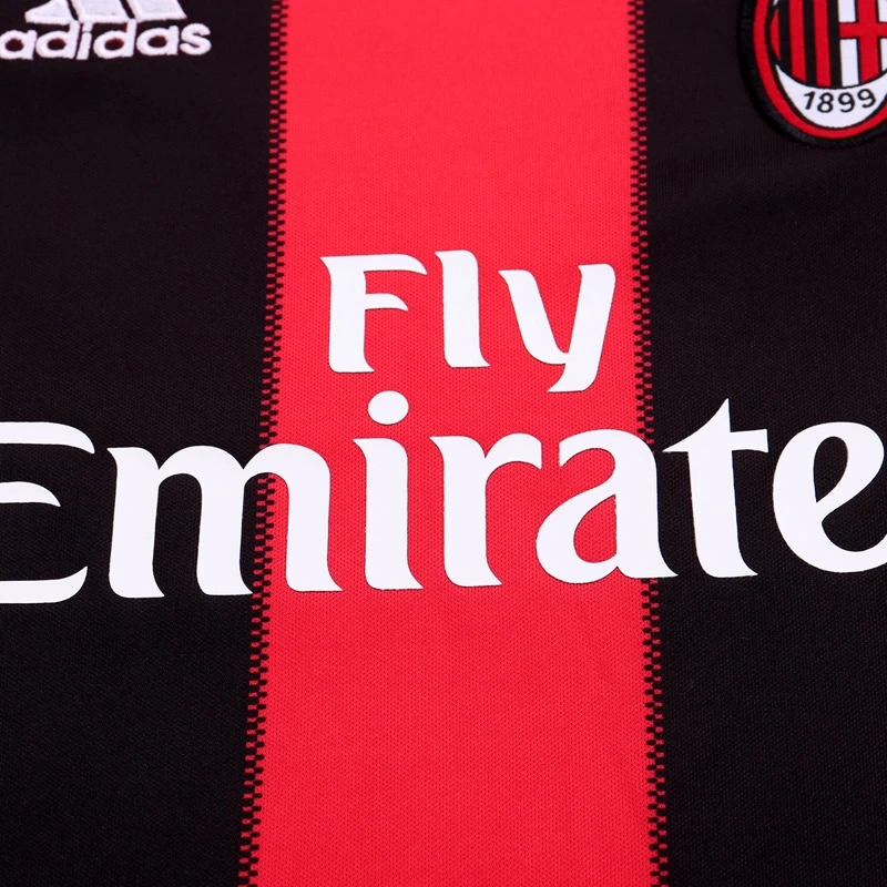 2010-11 AC MILAN HOME KIDS KIT