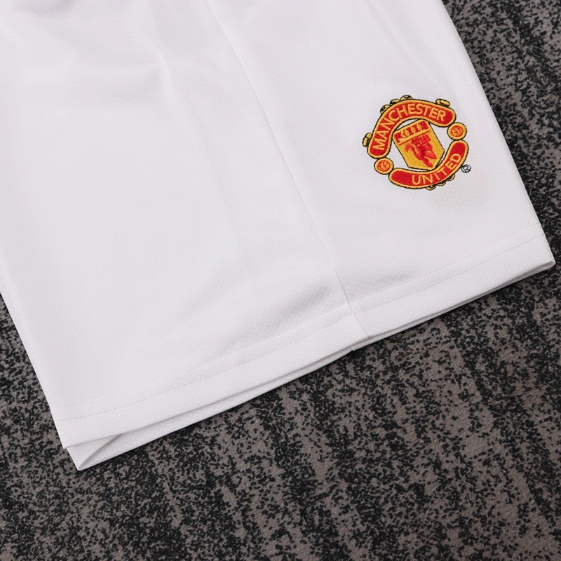 2004-06 MANCHESTER UNITED HOME KIDS KIT