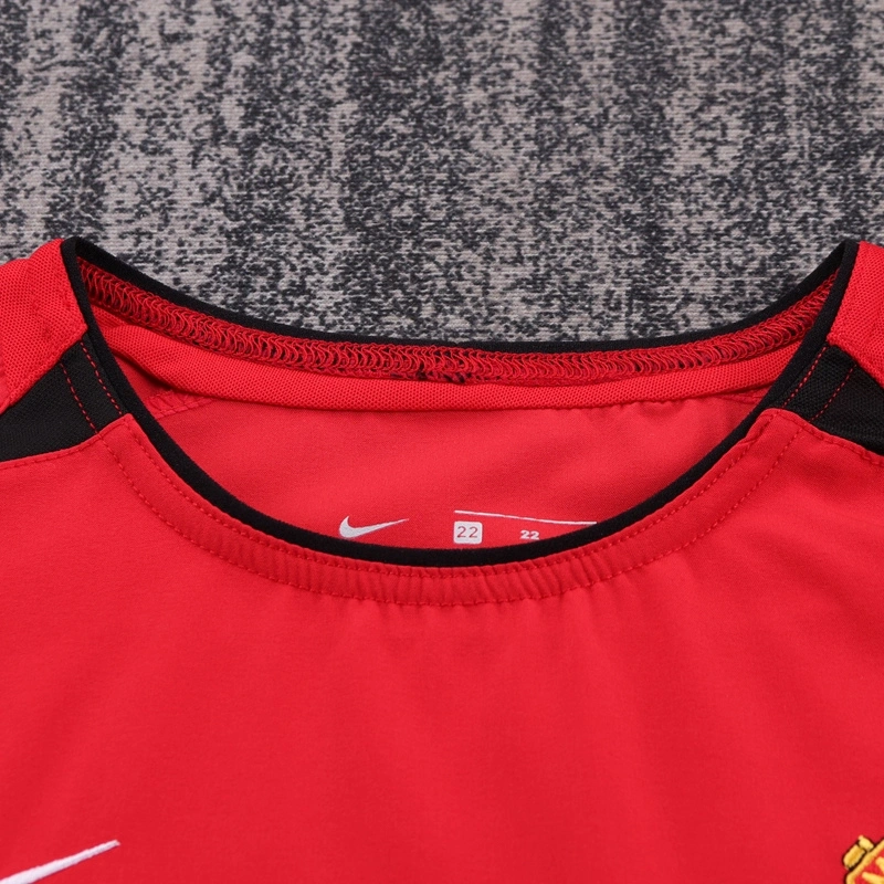 2002-04 MANCHESTER UNITED HOME KIDS KIT