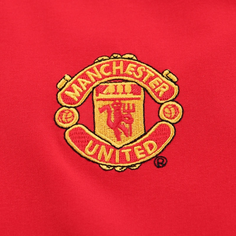 2002-04 MANCHESTER UNITED HOME KIDS KIT