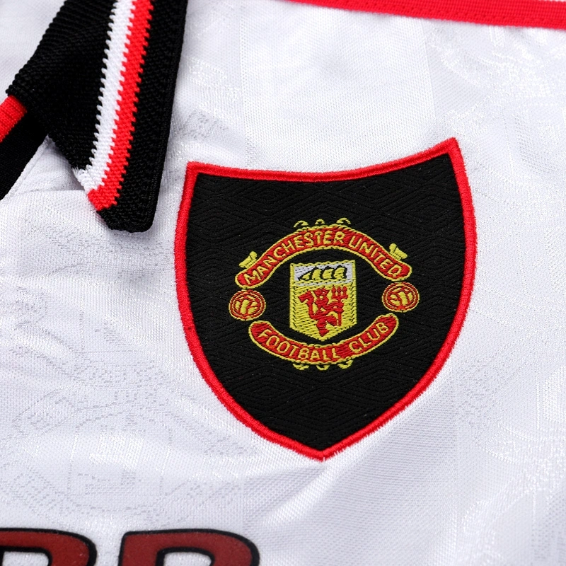 1997-98 MANCHESTER UNITED AWAY KIDS KIT