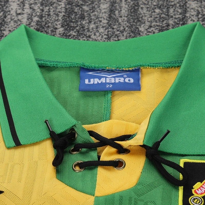 1992-94 MANCHESTER UNITED THIRD AWAY KIDS KIT