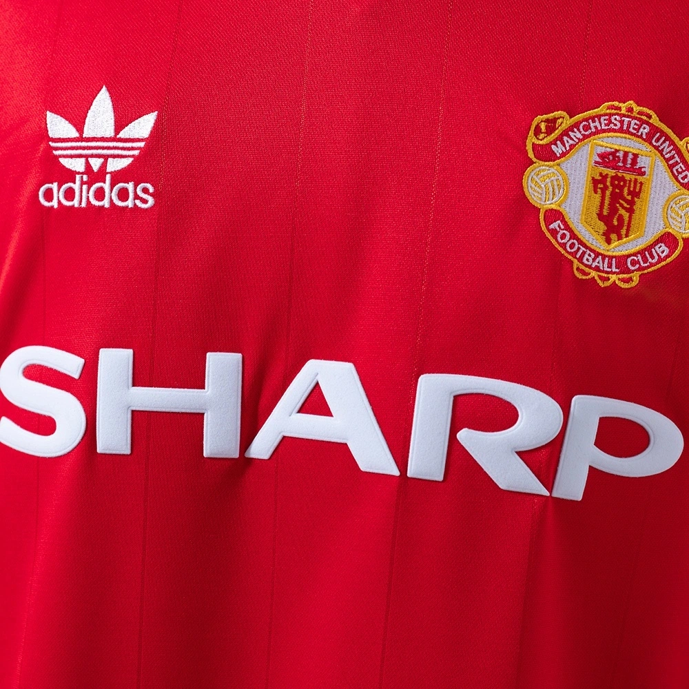 1983 MANCHESTER UNITED HOME