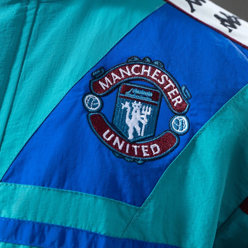 2025-26 MANCHESTER UNITED WINDBREAKER