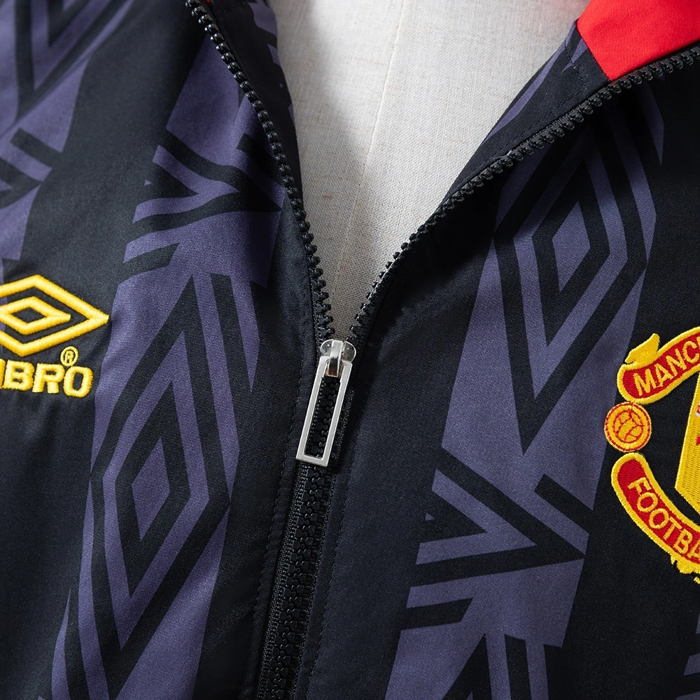 1992-94 MANCHESTER UNITED WINDBREAKER - BLACK