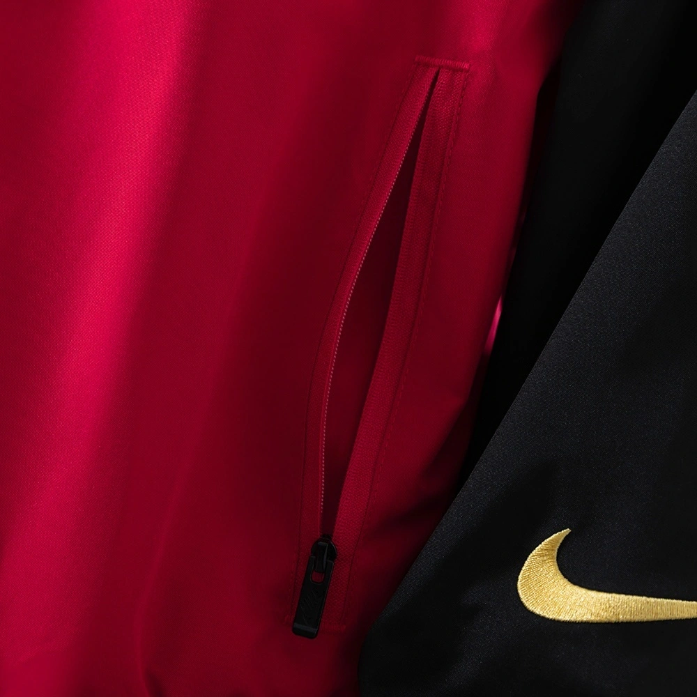 2006-07 MANCHESTER UNITED WINDBREAKER - BLACK & RED