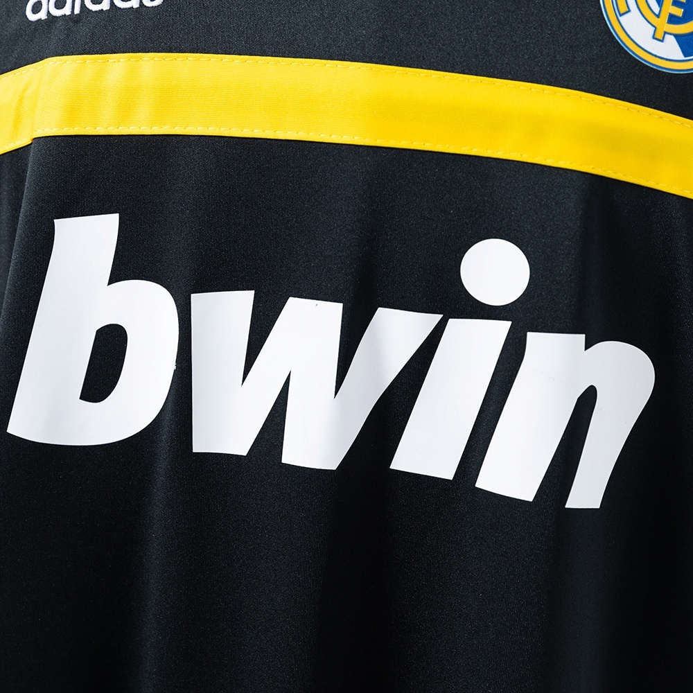 2011-12 REAL MADRID GOALKEEPER BLACK