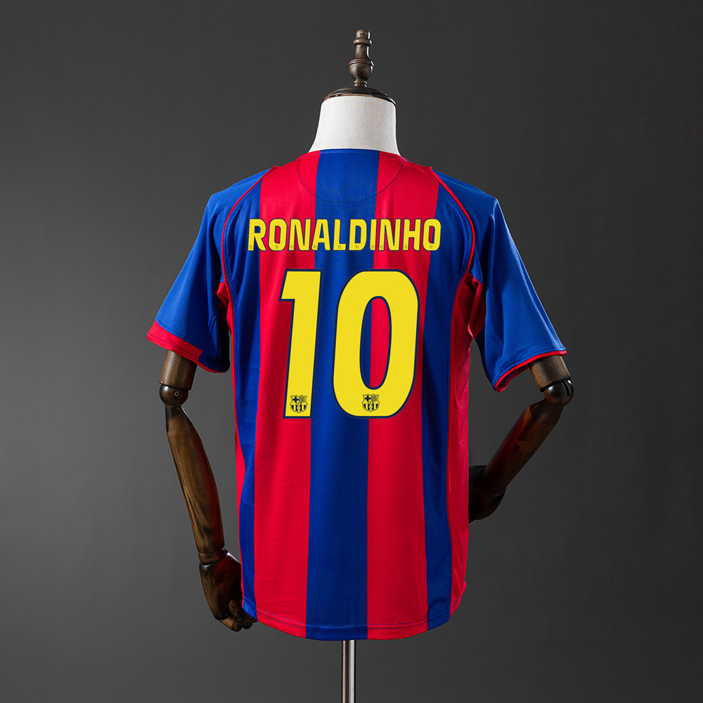 2004-05 BARCELONA HOME