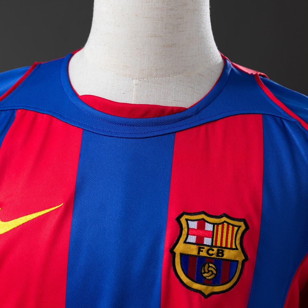 2004-05 BARCELONA HOME