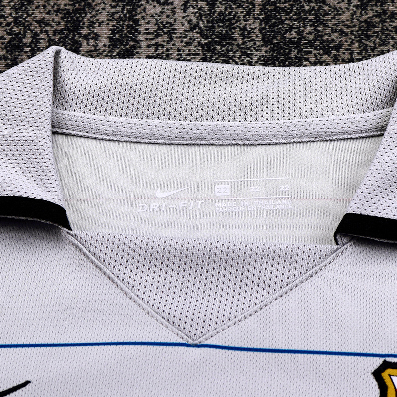 2003-04 BARCELONA AWAY KIDS KIT