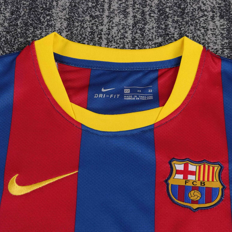 2010-11 BARCELONA HOME KIDS KIT