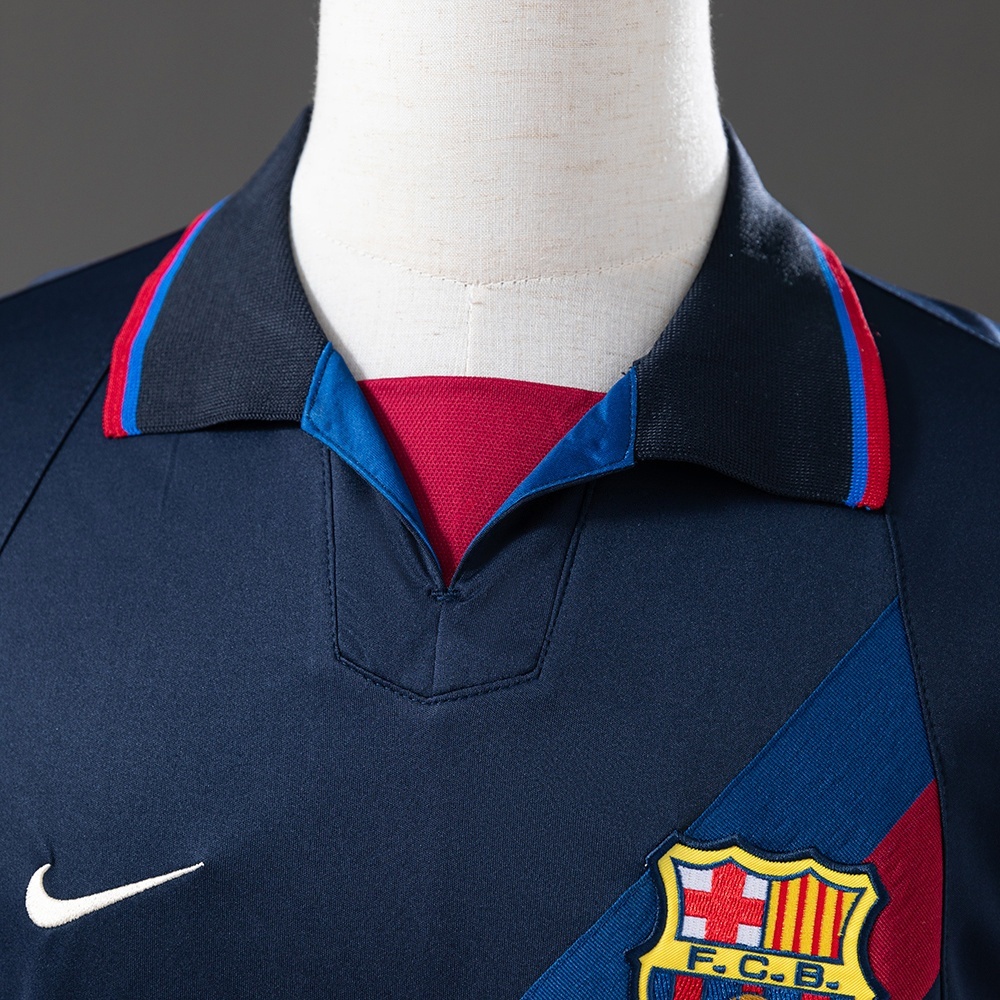 2002-03 BARCELONA THIRD AWAY