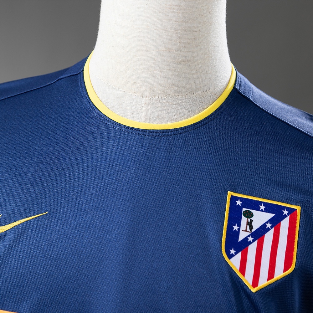 2002-03 ATLETICO MADRID AWAY