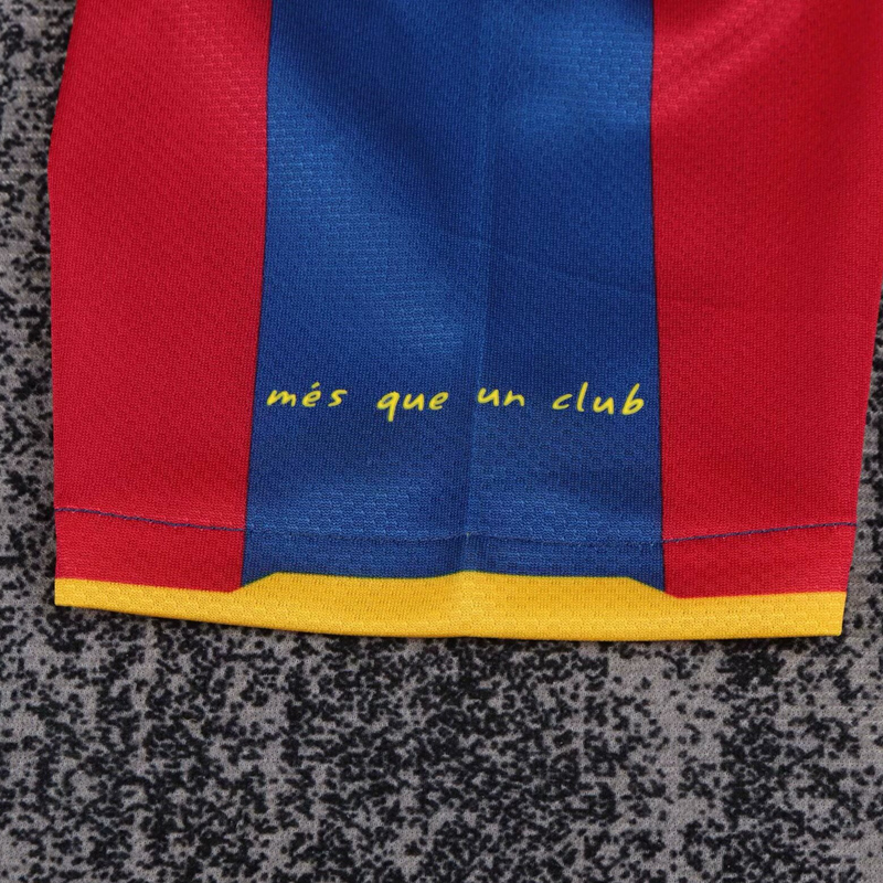 2010-11 BARCELONA HOME KIDS KIT