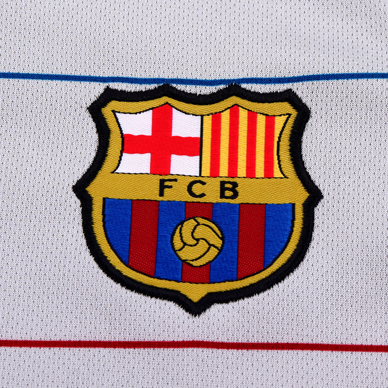 2003-04 BARCELONA AWAY KIDS KIT