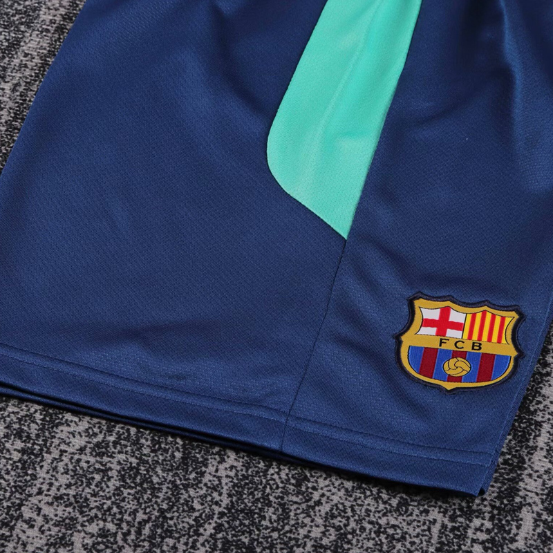 2010-11 BARCELONA AWAY KIDS KIT