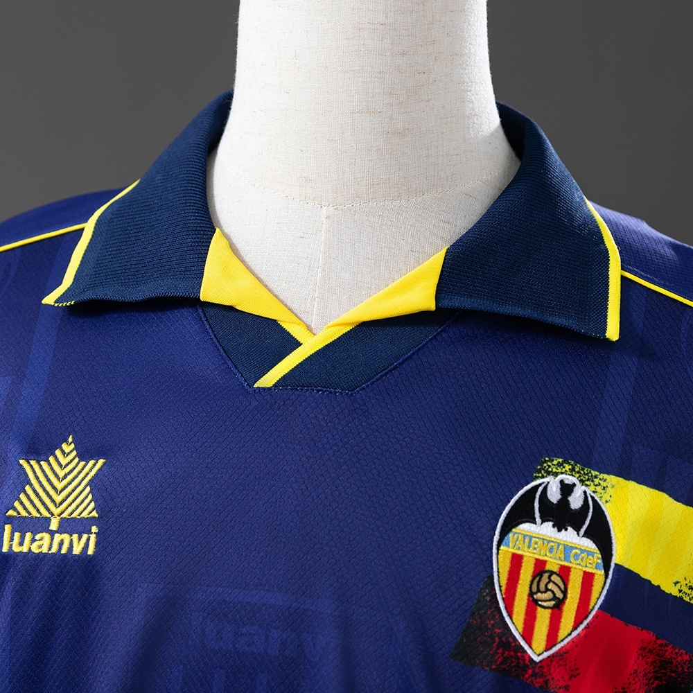 1996-97 VALENCIA AWAY