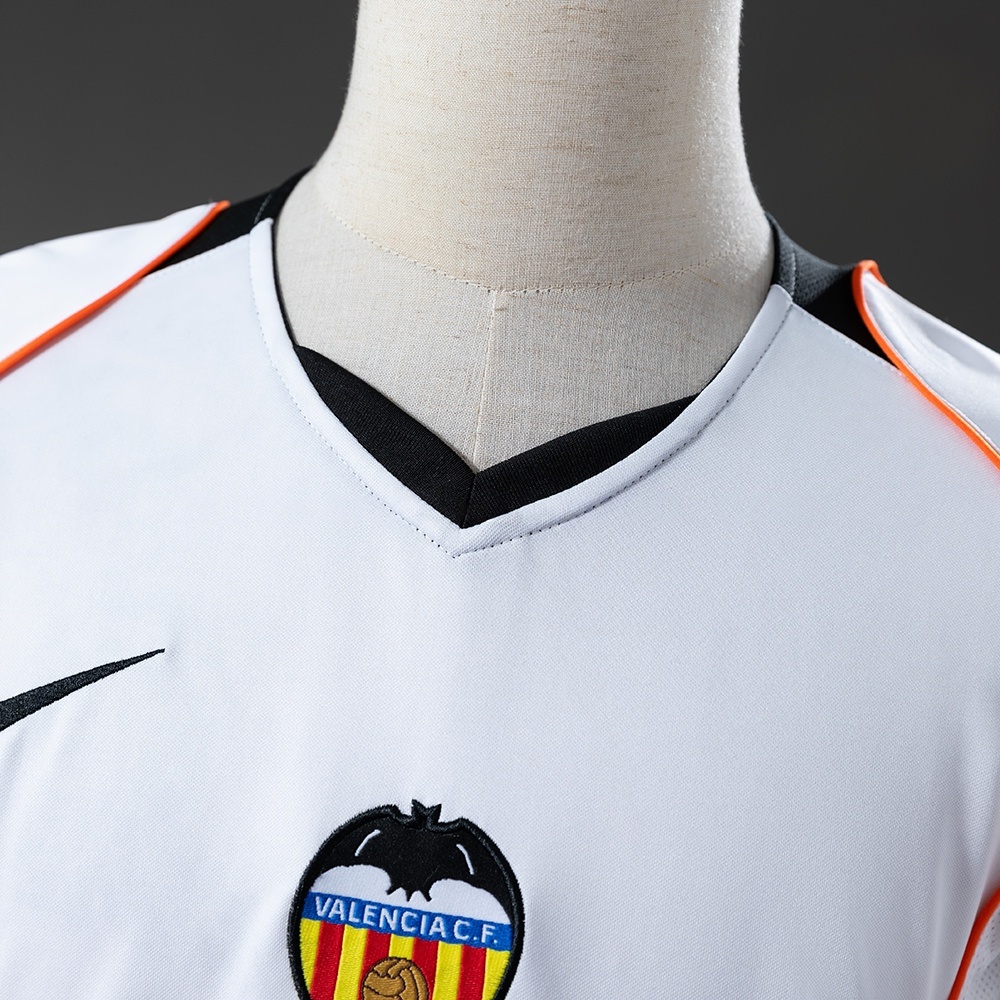 2004-05 VALENCIA HOME