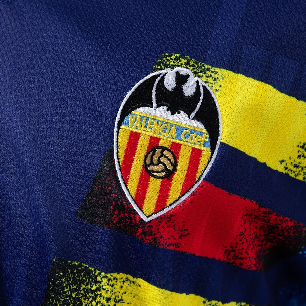 1996-97 VALENCIA AWAY