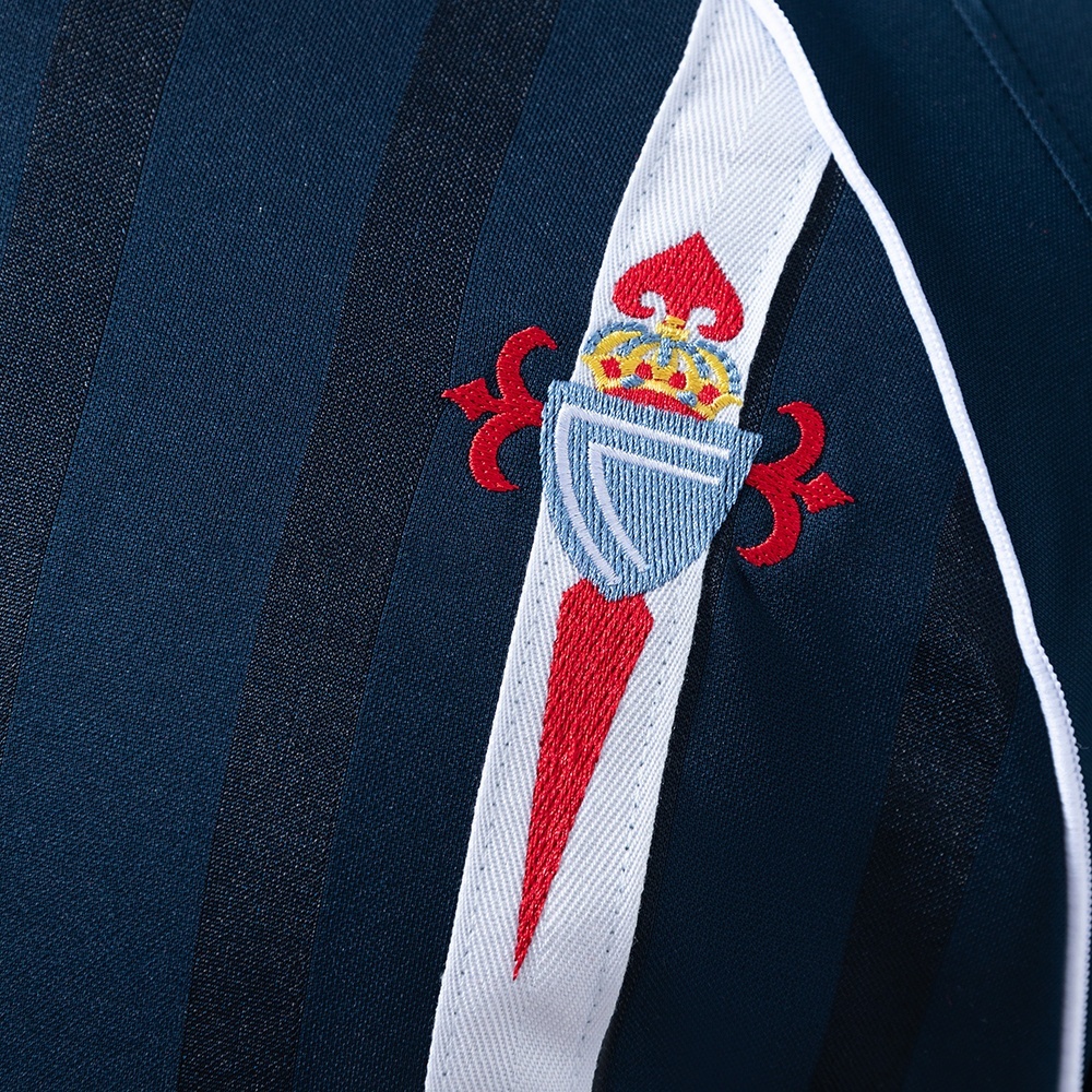 2001-03 CELTA VIGO AWAY