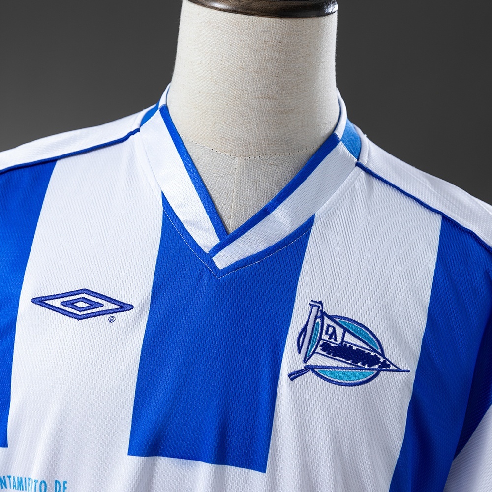 2003-04 DEPORTIVO ALAVÉS HOME