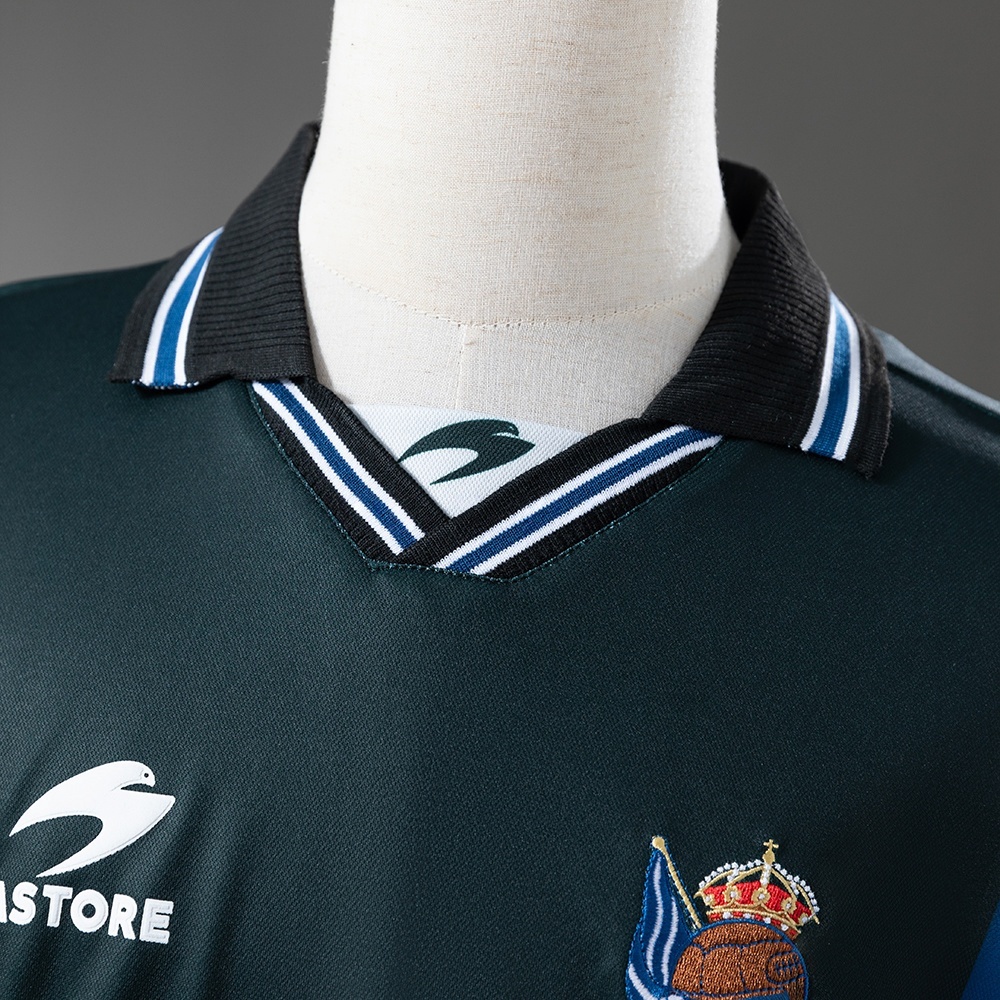 2000-02 REAL SOCIEDAD AWAY
