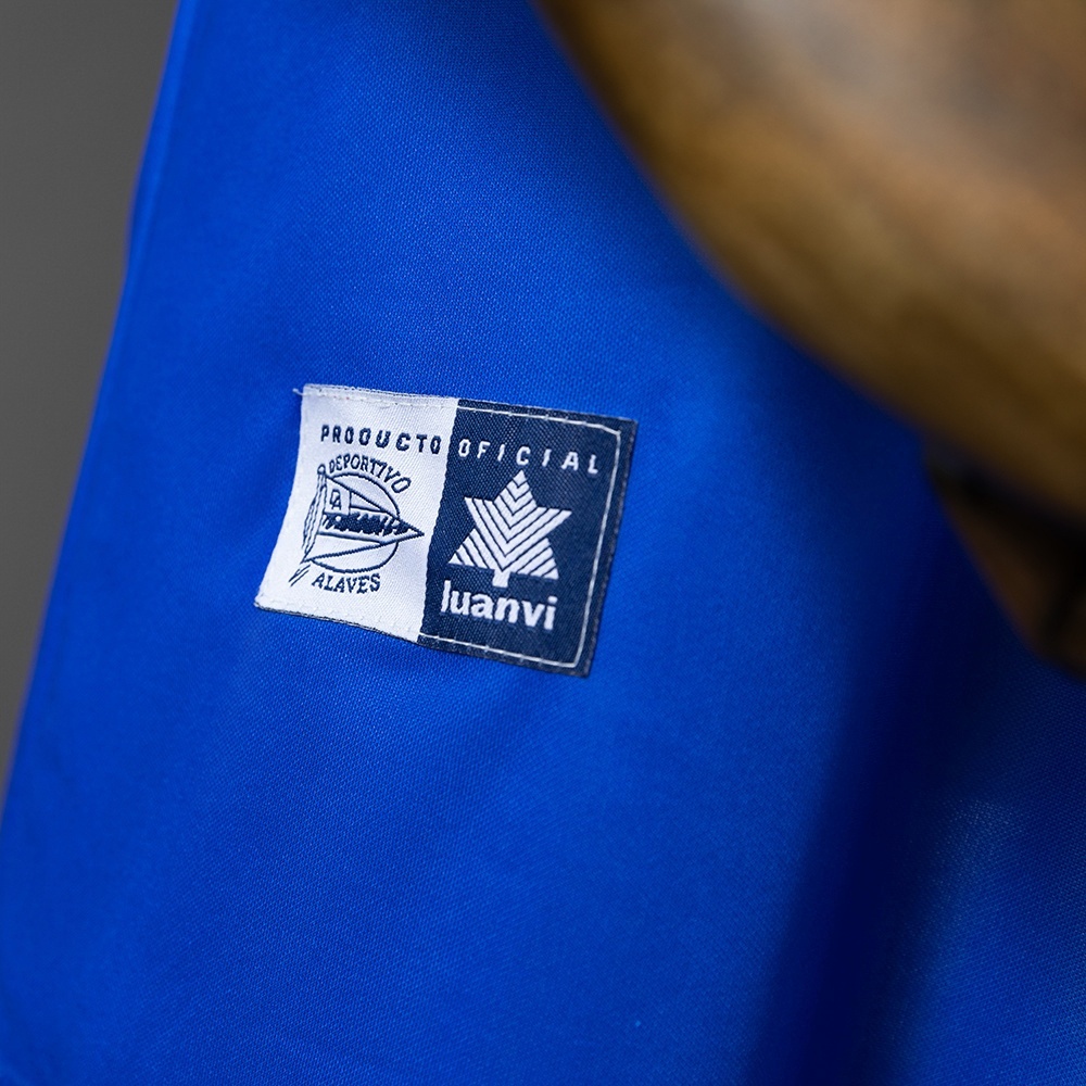 1999-00 DEPORTIVO ALAVÉS HOME