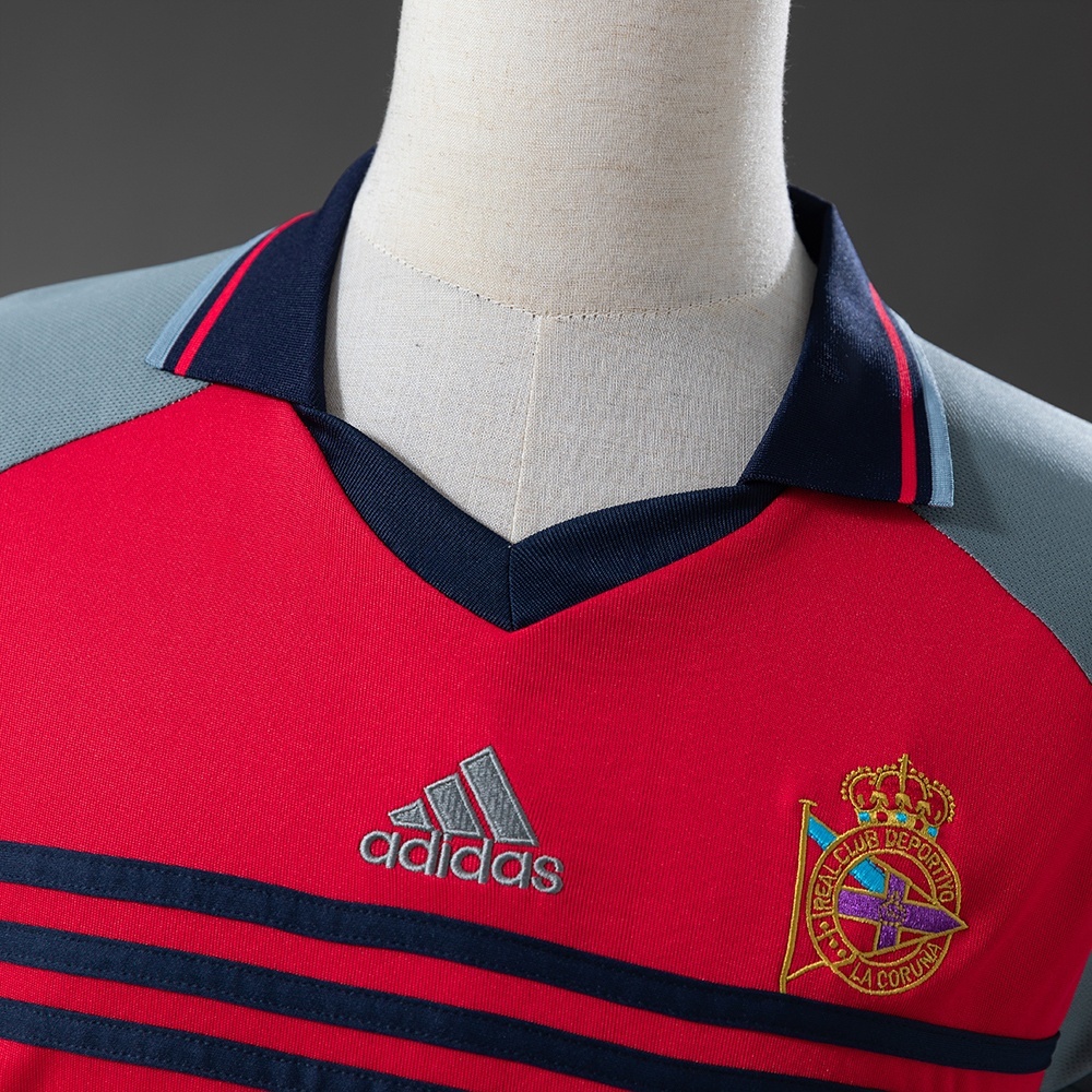 1998-99 DEPORTIVO LA CORUNA AWAY