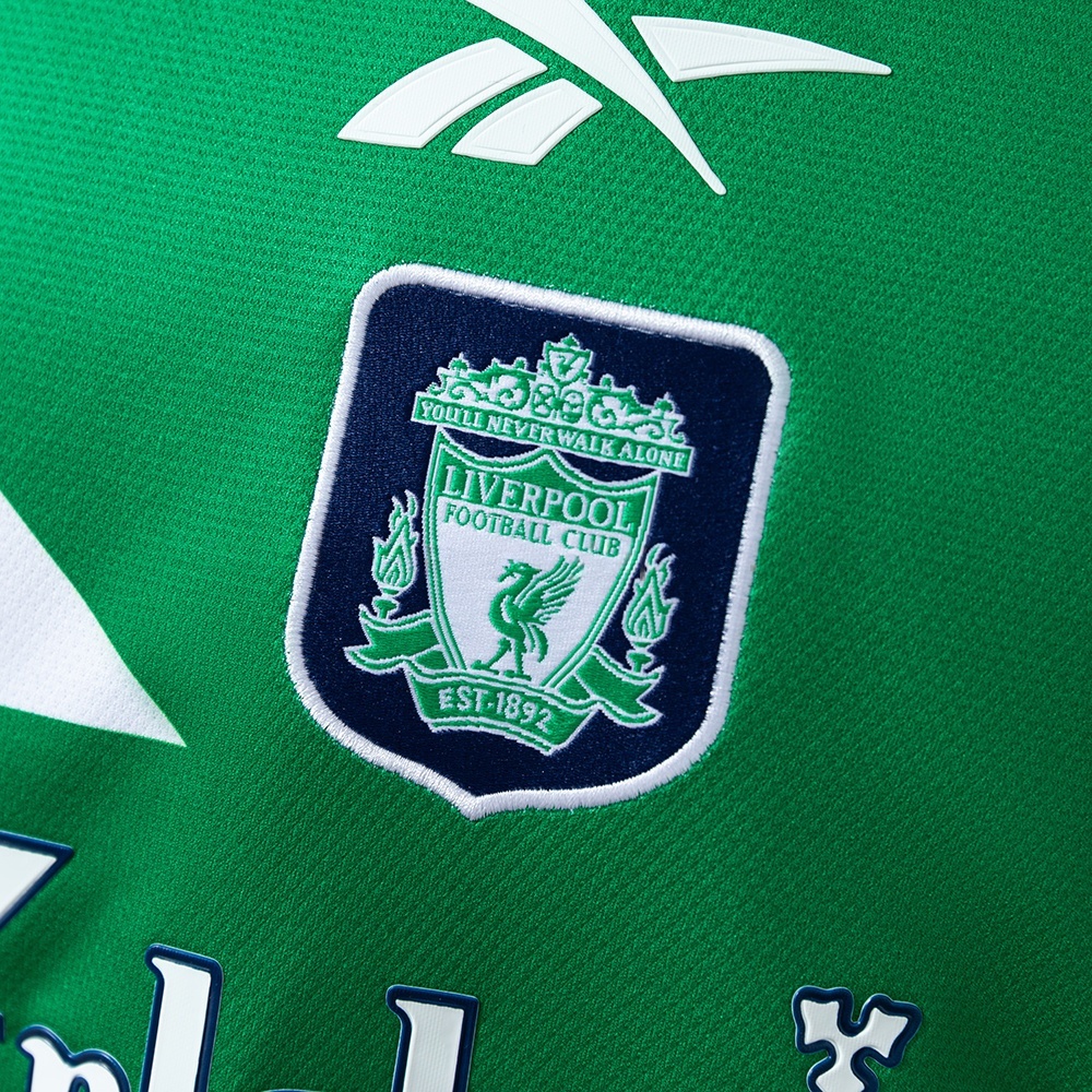 1999-00 LIVERPOOL AWAY