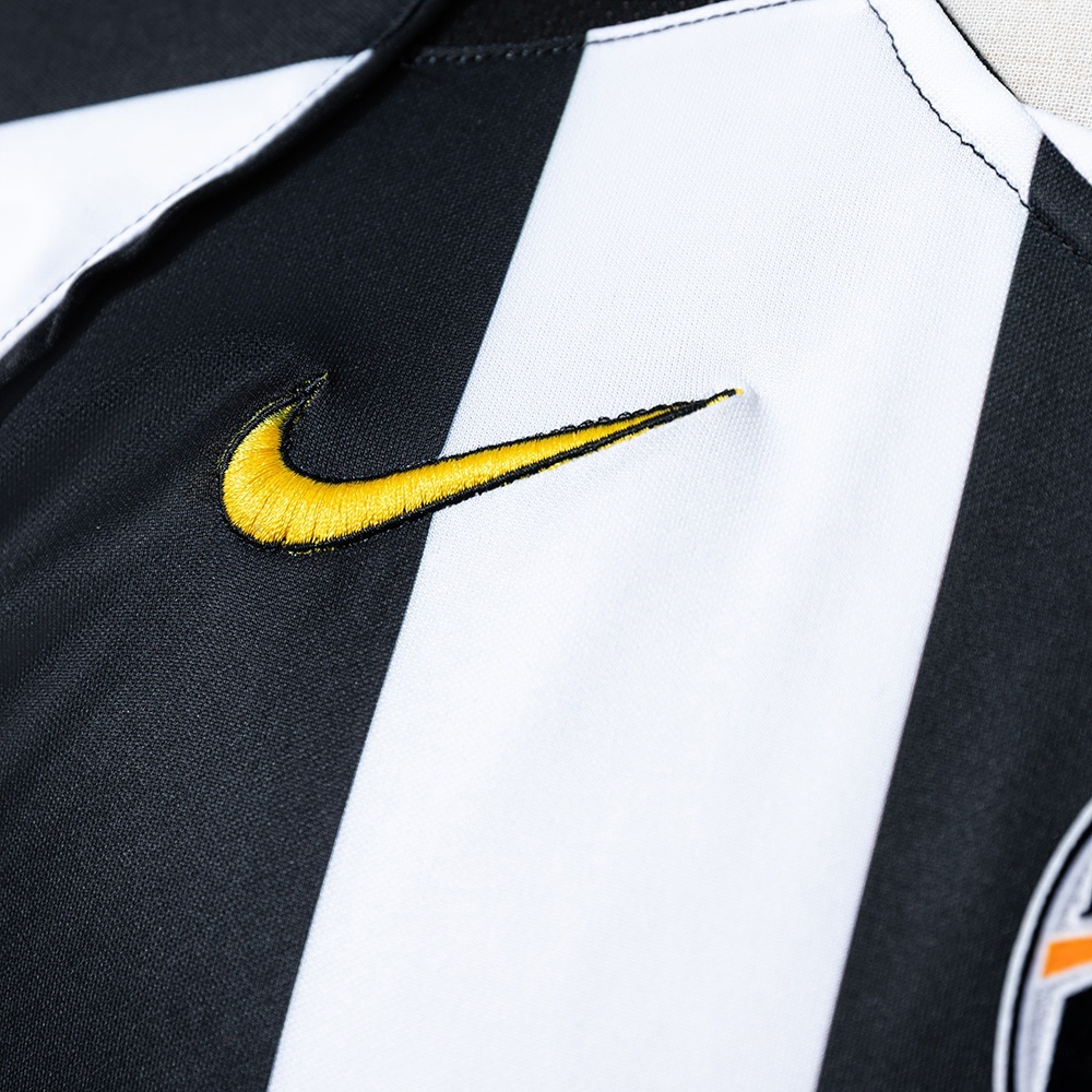 2004-05 JUVENTUS HOME