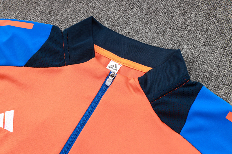 24-25 JUVENTUS TRACKSUITS TRAINING SUIT