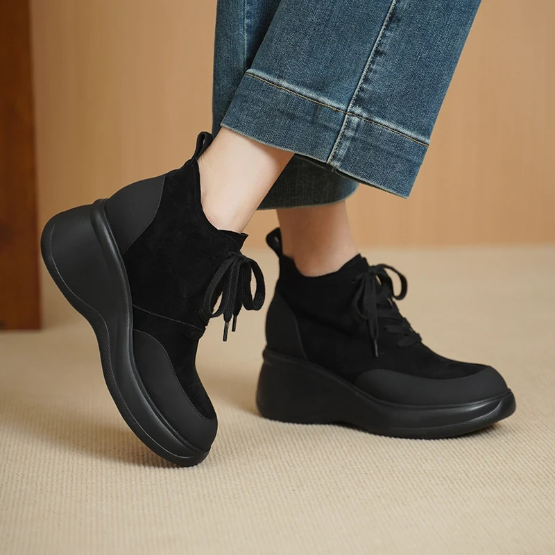 Women's Autumn Winter New Style Black British Style Simple Wedge Heel 7 CM Sheepskin Comfort Lace-up Platform Ankle Boots 51112