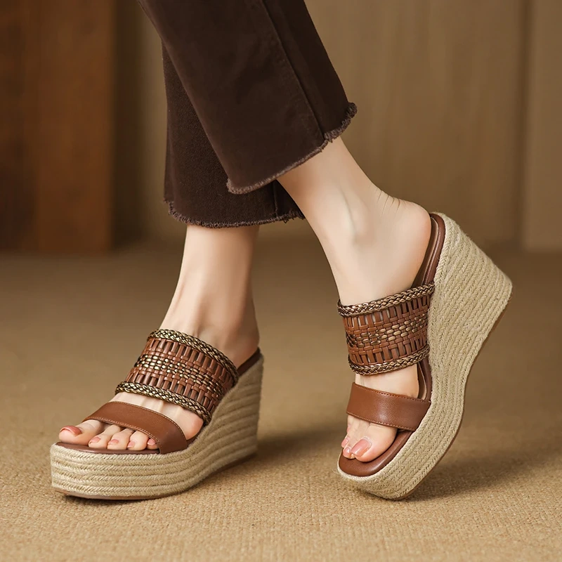 Women's Summer New Genuine Leather Slim Fit 10 CM Height Increasing Woven Peep-Toe Platform Color Blocking Wedge Slippers 50616