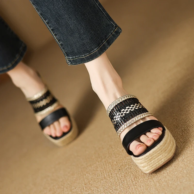 Women's Summer New Genuine Leather Slim Fit 10 CM Height Increasing Woven Peep-Toe Platform Color Blocking Wedge Slippers 50616