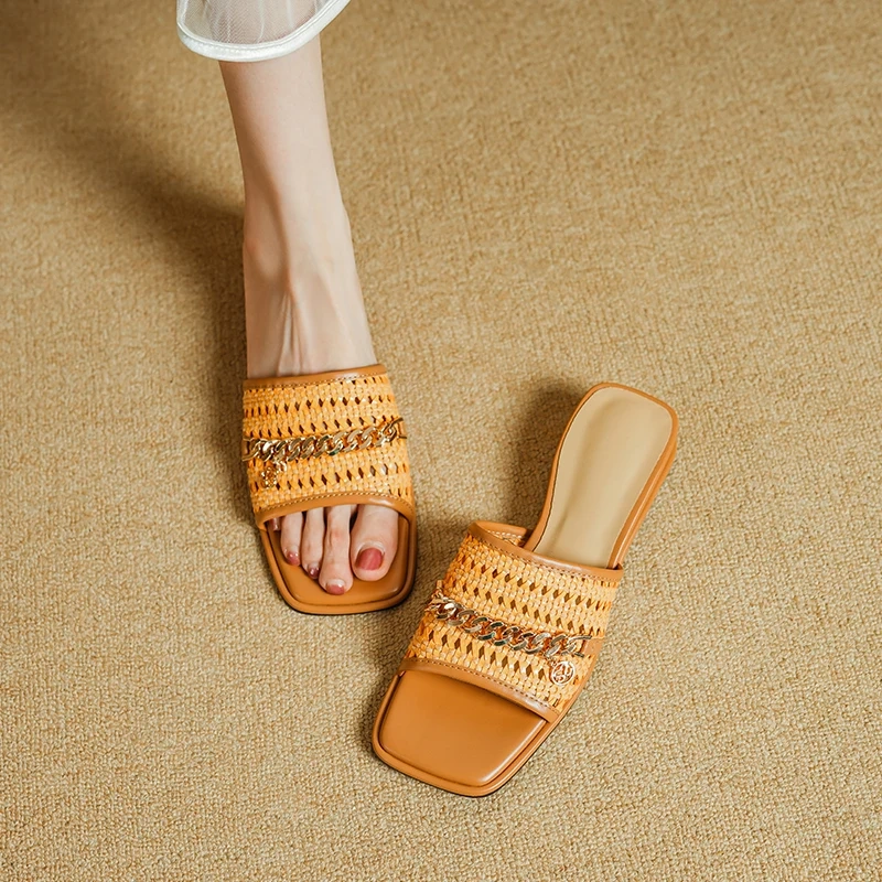 Women's Summer New Slim 3 CM Wedge Woven Cut Out Metal Chain Open Toe Square Toe Handmade French Fashion White Slippers 50618