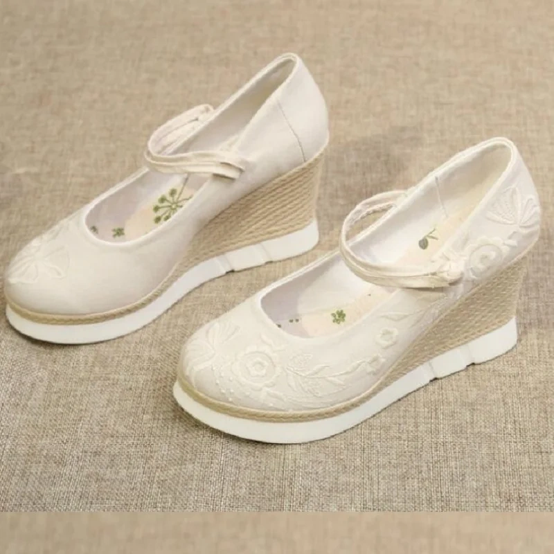 Spring Autumn New China Style Retro Wedges Embroider Shallow Platform Buckle Strap Cotton Fabric Women Pumps Ladies Casual Shoes